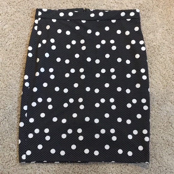 Black and white dot pencil skirt - Picture 1 of 3